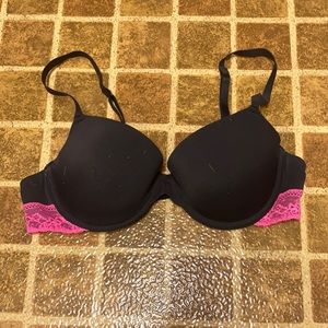 Black and pink Willow Bay bra size 34B